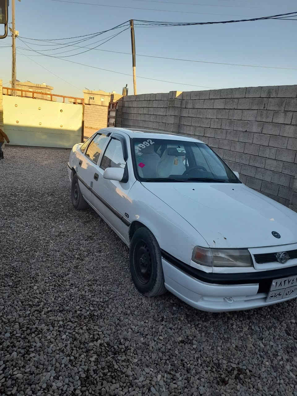 اوبل فكترا موديل 92 فول مواصفات
بدون صبغ بيها شويه بارد 
السعر 48وبيها مجال 
رقم سليمانيه للإستفسار اكثر الاتصال على الرقم 
***********
