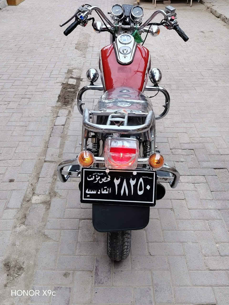 سلام عليكم جونده للبيع موديل 2015 مكفوله رقم اسود وسنويه منفيس كهربائيات شغاله شاصي مكفول مكينه مكفوله تايرات جديده مكان ديوانيه مركز المدينه***********
