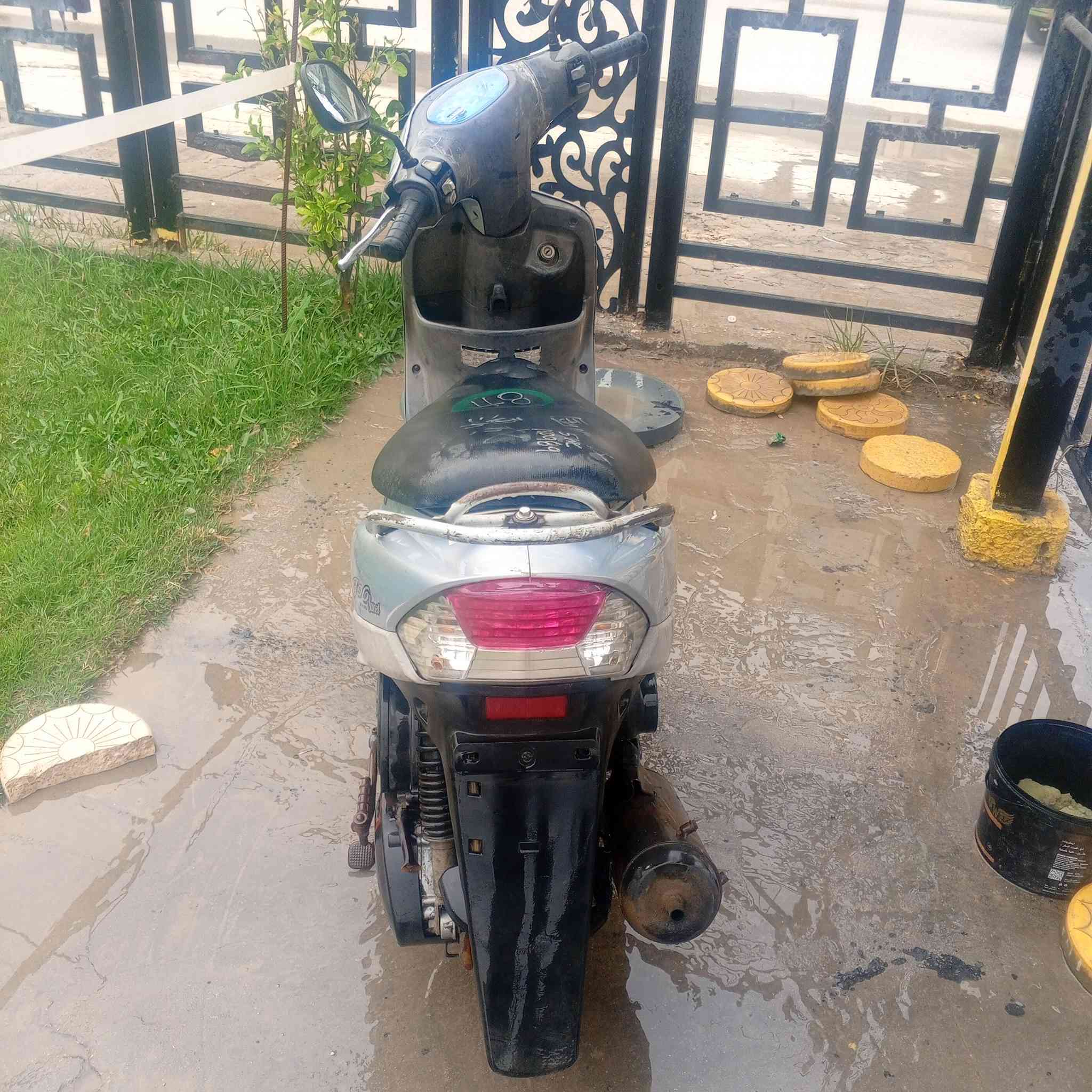 السلام عليكم دراجه ماكس للبيع كامله على اخر حبايه مفتوحه مره وحده ..
السعر 500وبيه مجال 
مكاني بابل حي الصحه 
***********
