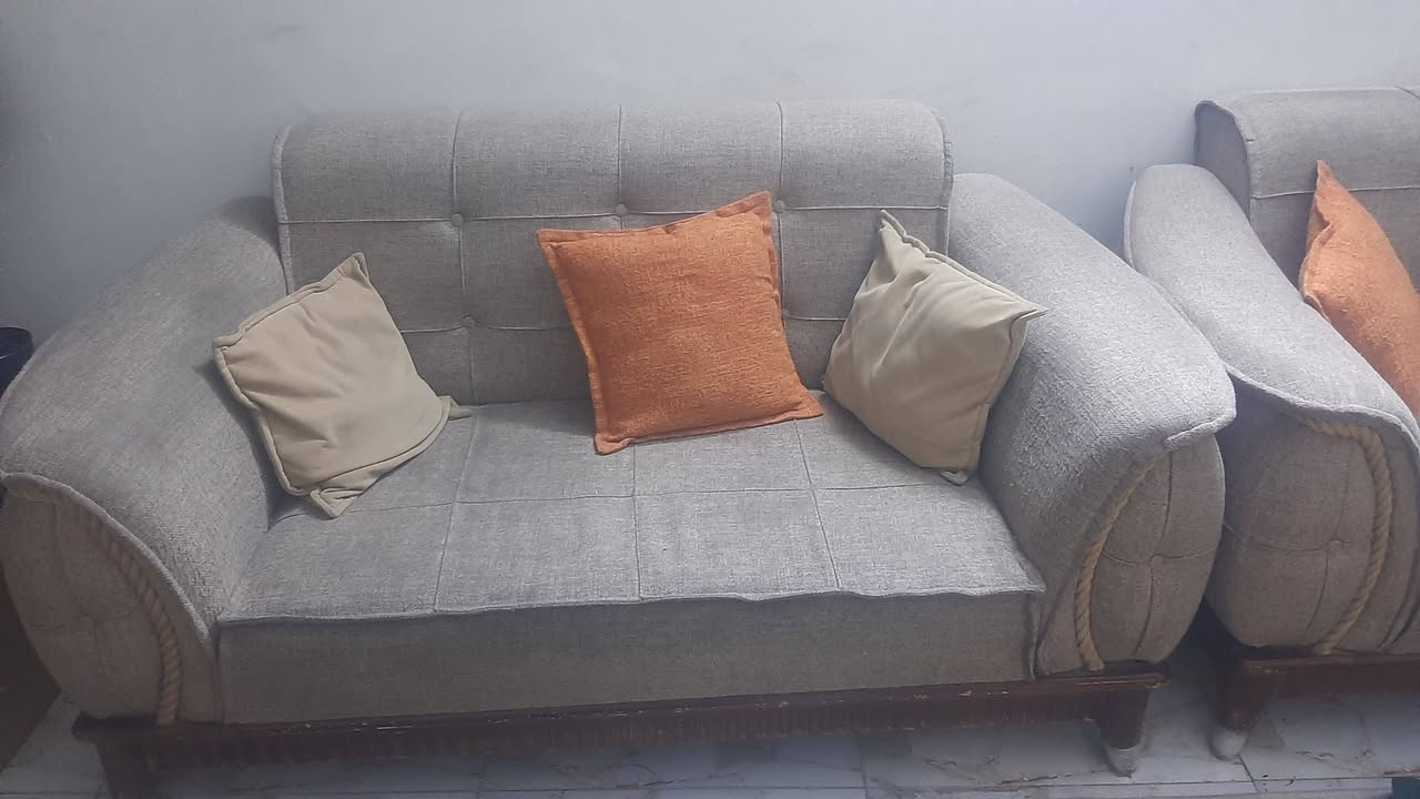 تخم عشر مقاعد تكمه اي ضرر مابي


**إذا كنت صاحب هذا الإعلان وتريد حذفه لأي سبب، رجاءا أرسل رسالة إلى الدعم الفني**