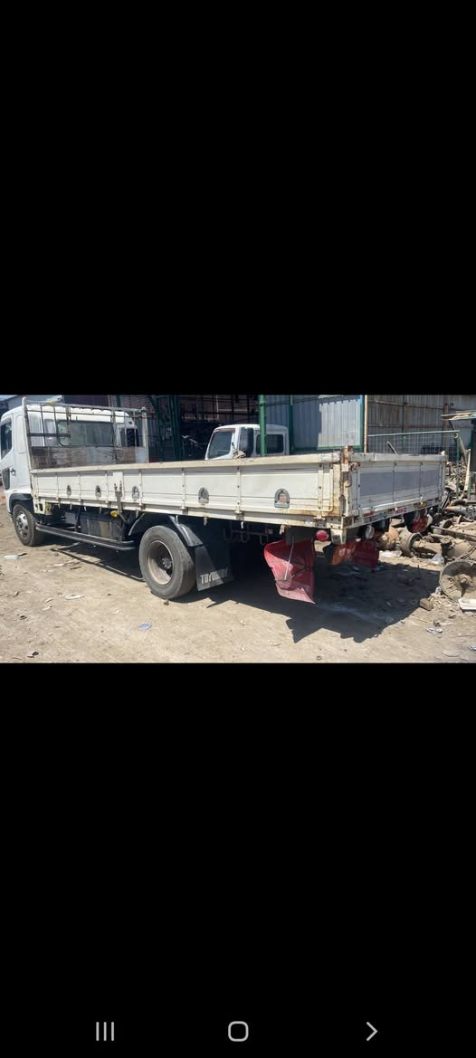 سلام عليكم بدي هينو شيطان كرين بلادي لبيع سعره 15$وبي مجال ‎0778 002 8722
