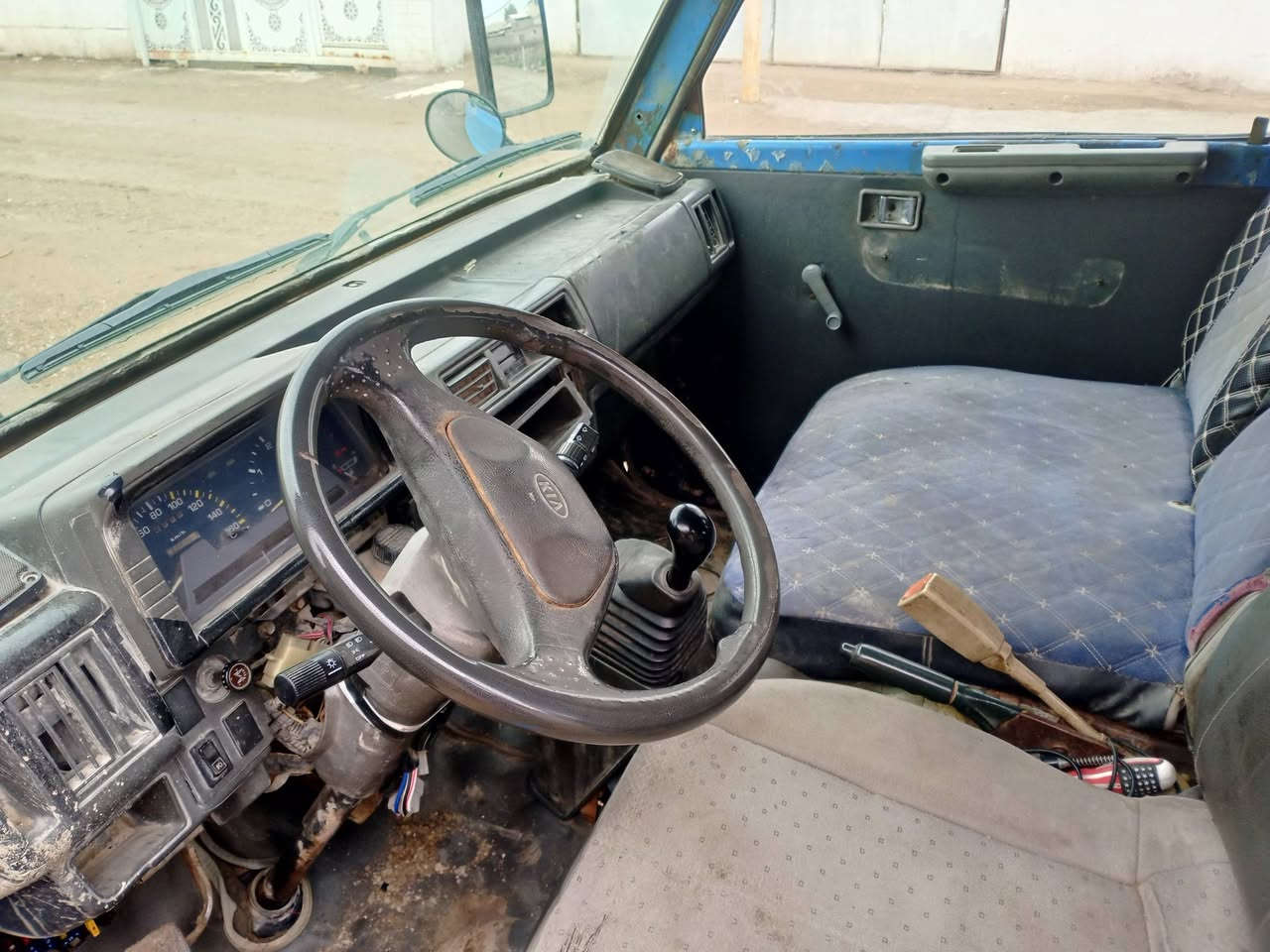 كيا بنكو دبل قمارة مكينة 2700 
سيارة جاهزة رقم دولي بسمي هزة وسنوية جديدة تحويل مباشر مكاني بغداد قرب مجمع بسمايه 
***********
السعر 50 بيهة مجال
