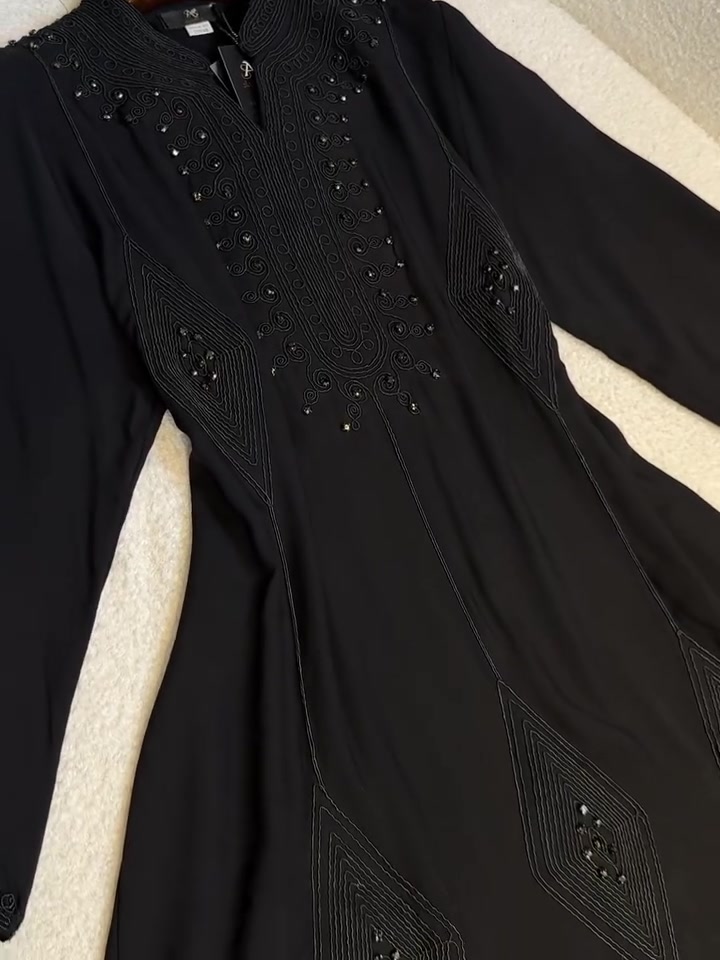 الــسعر15الـف✨🖤
القياسات(L,xl,2x,3x)

للحجز و الاستفسار التواصل على الأرقام واتساب
***********
***********
***********
***********

توصيل بغداد  5000
توصيل محافظات  5000
