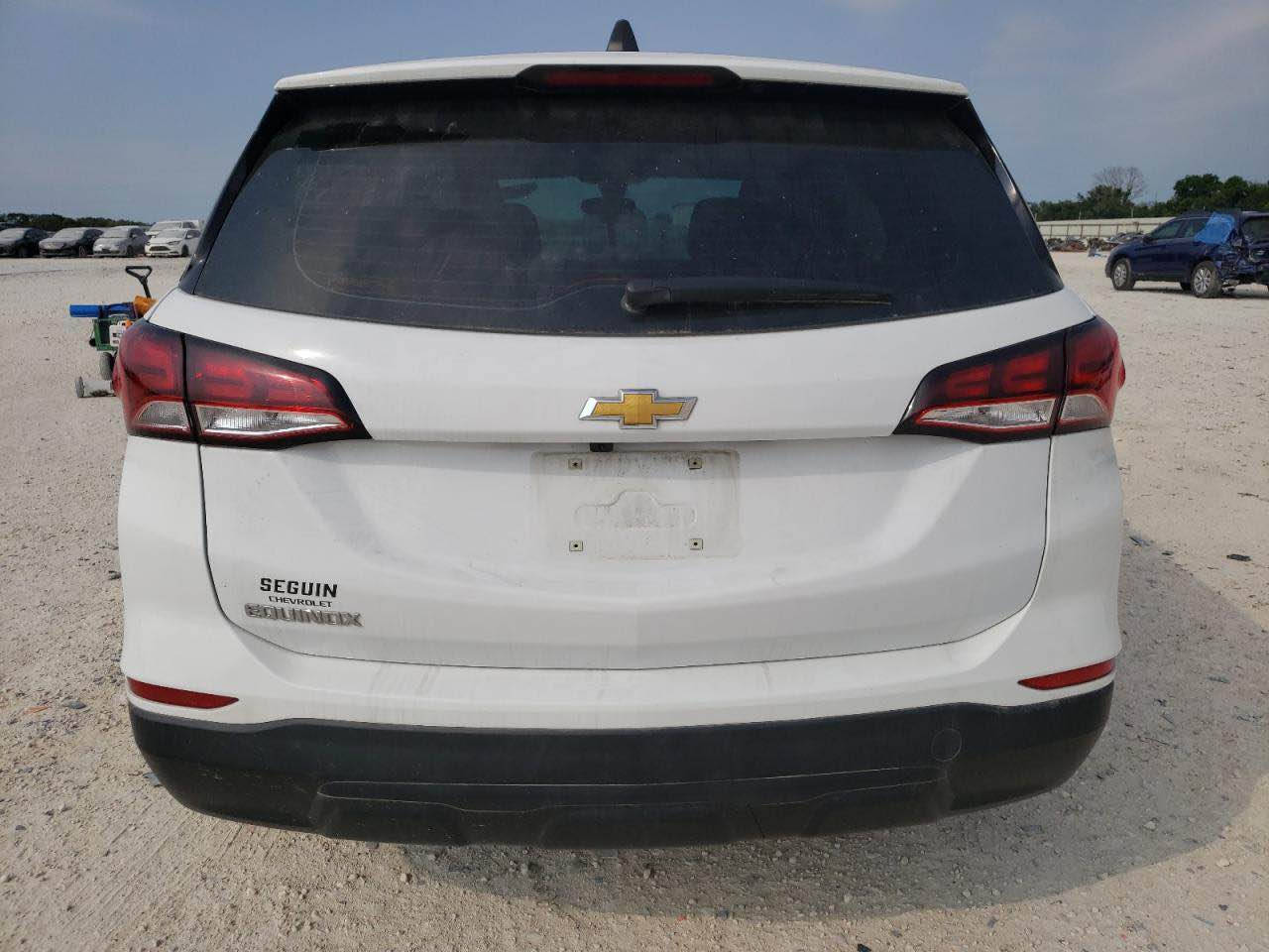 كوينكس 2023 رقم بغداد 
ضربه موضحه بالصور تبديل باب فقط 
ايرباك برده فقط 
مكان السياره الناصريه *********** ناصرية, ذي قار
