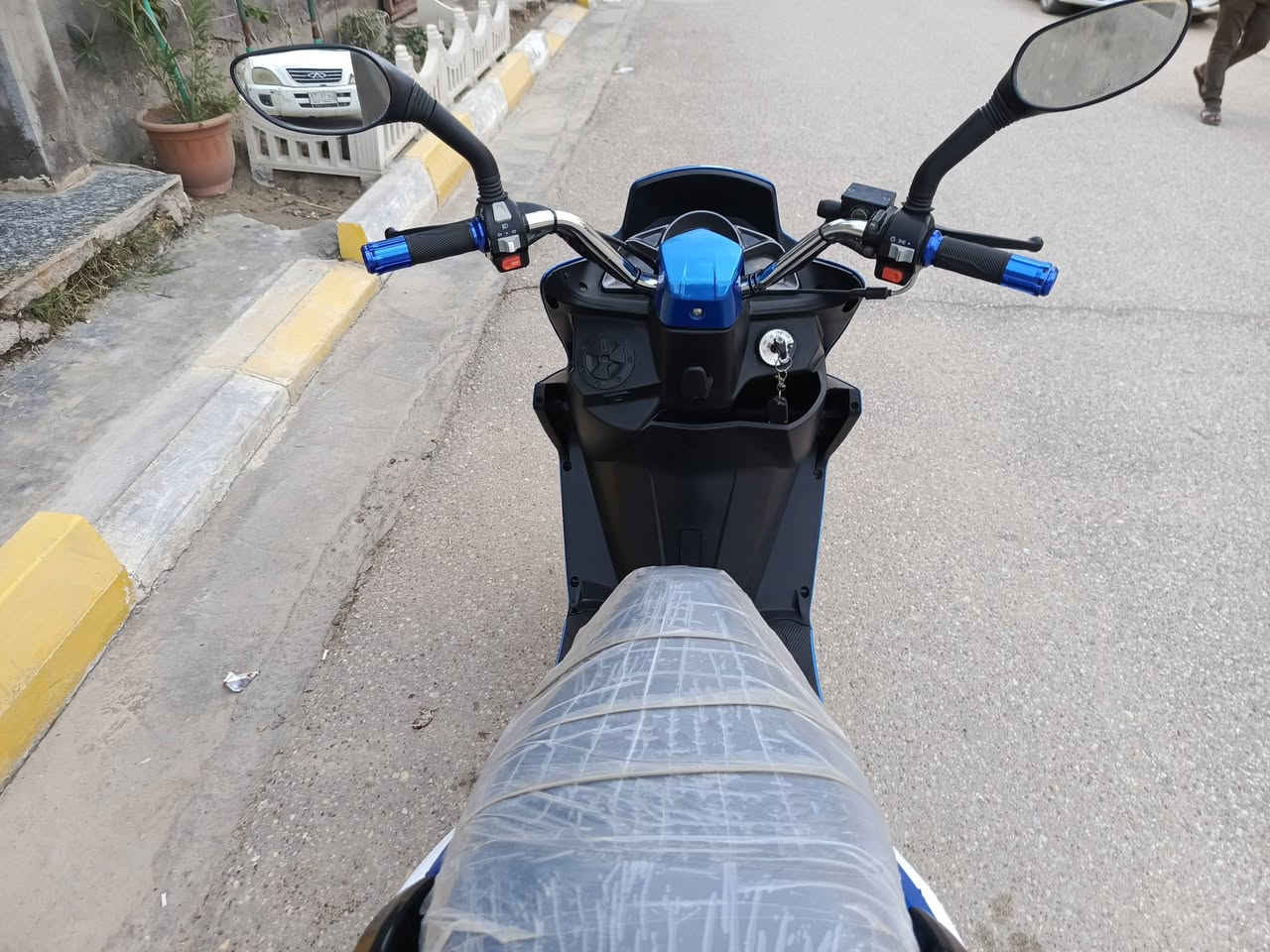 اللهم صلى على محمد وآل محمد
دراجة هواشا صيني محرك امتياز كوري هندر عكس لون مميز محرك بلاد برغي مامفتوح بيهه على وضع الشركه 
كيچات شغاله لايت عالي ناصي بريكات امامي خلفي تخم تاير جديد بيهه شلعه تحفر الگاع شرط بيهه مكاتبه تشغيل عن بعد سويجات 2
مكاني ناصريه الأسكان الصناعي 
للاتصال «***********»
السعر750وبيها مجال
