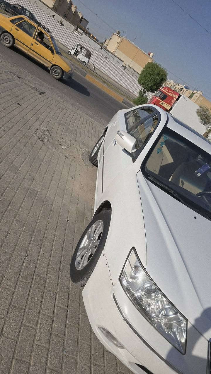سلام عليكم سونتا ٢٠١٠ خلجية السيارة نضيفة بيها جاملك وباب صبغ كلير بدون دواخل شرط مكفولة 
مكينة وكير مكفولة مكينة ٢٤٠٠
مكان السيارة بغداد 
رقم الهاتف *********** 
السعر ١١٤ وبيها مجال

