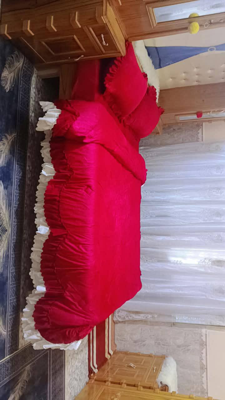 سلام عليكم غرفه للبيع الغرفه نضيفه شخط ما بيها تزكام مستخدمه لمده 5 أشهر  للاستفسار اتصل على رقم ***********.
