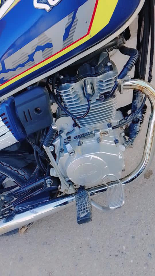 سلام عليكم هاي الدراجه للبيع جديدة موديل ٢٠٢٥ مكفوله ونضيفه وكل أغراضها وياها امانه الله سعر٧٠٠ وبيها مجال رقم تلفون ***********
