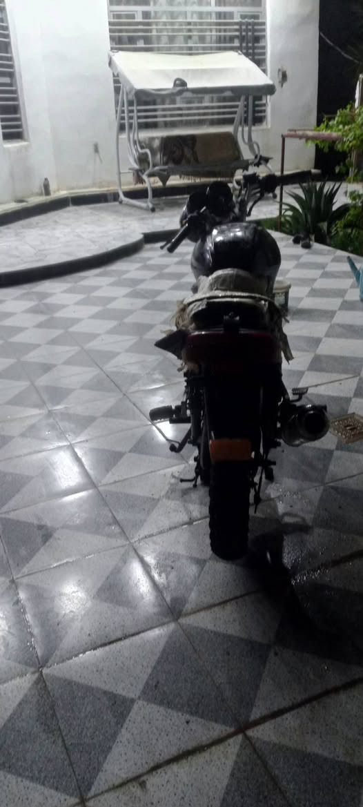 باندا للبيع س250بيها مجال دراجه نضيفه مستعجل علا بيعتها مال جناي تواصل***********

