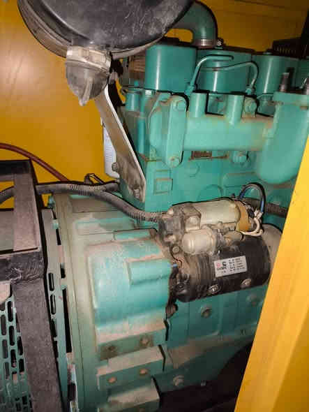 يوجد 3 قطع : مولدات كمنز 4 سلندر توليــد ستامفورد 37KVA ساعات العمل 40 ساعة و 70 ساعة وضع الشركــة خوات الصفر نظام حماية فول اوتو شرط الشغل وشرط الفحـص العنوان اربيل للأستفسار *********** يوجد توصيل لكافة المحافظات وبضمان 🚚
