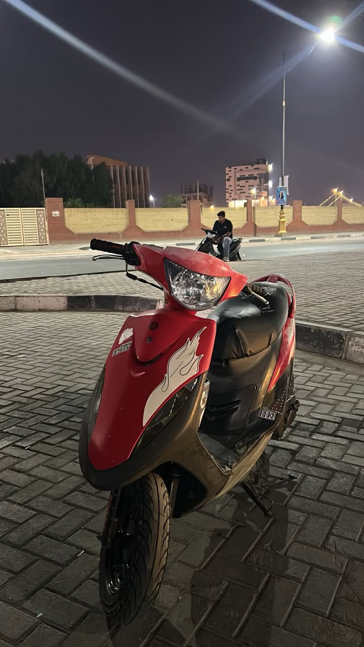 السلام عليكم ماكس عدله دراجه خير من الله شلعه ومعدل كفاله عامه دراجه ختم واحد دهن امزويل دراجه نقصها سلف فقط 
***********مكاني كربلاء الچاير
