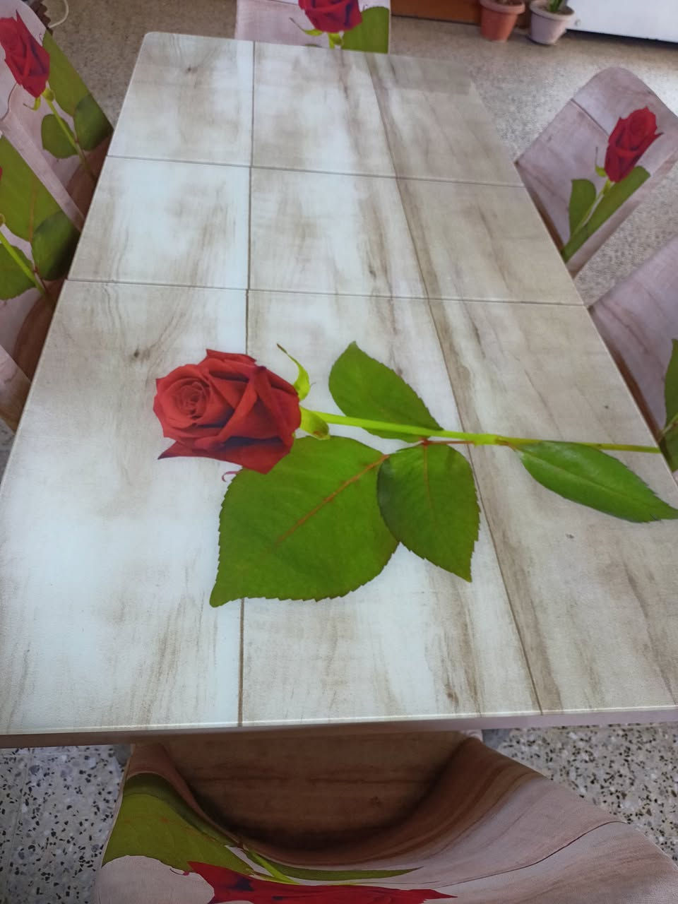 السلام عليكم 
ميز طعام يتكبر ويتصغر و 6 كراسي للبيع السعر 75 الف


**إذا كنت صاحب هذا الإعلان وتريد حذفه لأي سبب، رجاءا أرسل رسالة إلى الدعم الفني**