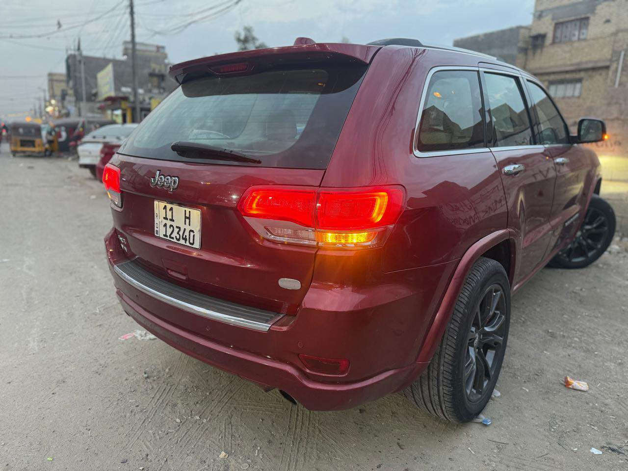 السلام عليكم جيب موديل2014 ‏سعر 195خليجيه رقم بغداد مكفوله كفاله عامه موصفات فول واحد ع واحد  رقم التلفون*********** مكان بغداد شهداء البياع ما ناقصها شي السيارة كاملة من كل النواحي بغداد, العراق
