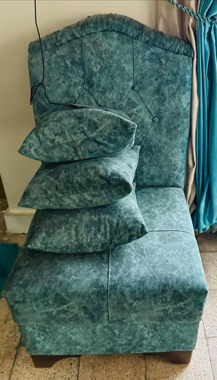 ديوان نظيف شغل عراقي قديم - تقريبا     ( ٨ م ) - ٥ قطع -المكان / حلة - شارع ٤٠
السعر ( ٢٧٥  الف )


**إذا كنت صاحب هذا الإعلان وتريد حذفه لأي سبب، رجاءا أرسل رسالة إلى الدعم الفني**