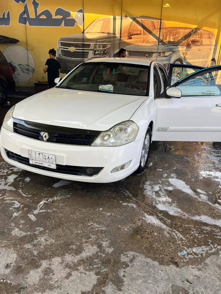 السلام عليكم
رينو سافران موديل 2011 خليجي  
٤ سلندر رقم بابل  ٣قطع صبغ 
السعر 91 وبيها مجال وترهم مراوس
رقمي ***********
