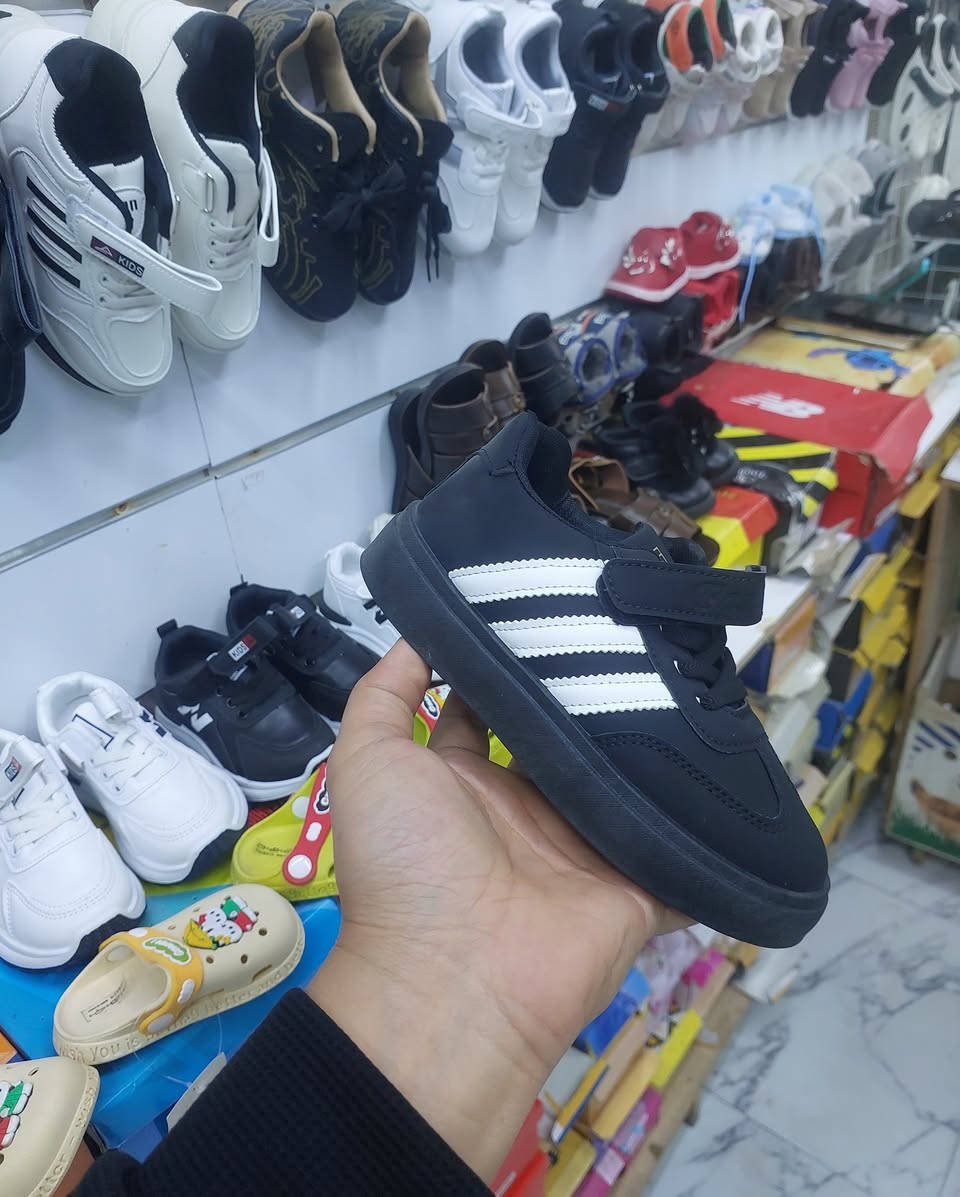 🚨 وصول وجبة جديدة 🚨
أحذية ولادي 👟✨
درجة أولى — جودة عالية ومضمونة 💯
✔️ قياسات من 31 لحد 35
✔️ مريحة باللبس
✔️ خامة قوية وتتحمل الحركة
✔️ موديلات حلوة تناسب المدرسة والمناسبات
دلل طفلك بأحذية تجمع بين الأناقة والراحة 👌
📍 متوفر الآن — الكمية محدودة
لا تفوتكم الفرصة 🔥
محل كرار باجي
العنوان كوت حي الزهراء قرب مركز الخلود
 #صعدو #تفاعلكم_سر_نجاحنا🌷 #لابوبو #صعدوني #ترانشوز_نسائي #تسوق #اكسبلور_ضيفونا #الشعبالصينيمالهحل #سليبرات_نسائية #مابيه_حيل_اخلي_هاشتاكات #أحذية_نسائية #لايك__explore___


**إذا كنت صاحب هذا الإعلان وتريد حذفه لأي سبب، رجاءا أرسل رسالة إلى الدعم الفني**