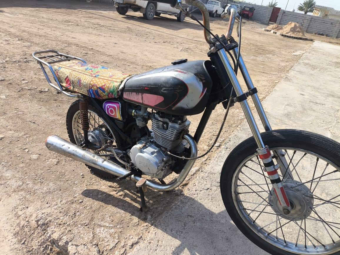 السلام وعليكم نامه 4گير هندر واحد بكل وقت صالصنه مفتوحه من وره مكينه ناعمه كلش دراجه نشطه حلوه مال لعب مستعجل على بيعهه اوراق ماكو اتكفلك سرقه مكان نهروان ***********
