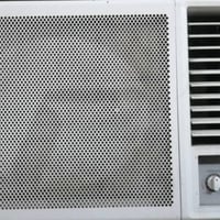 سخان الطحان 80لتر  ومكيف تدفئه وتبريد  وطبلات وكاروك غير مستخدم فقط مش...