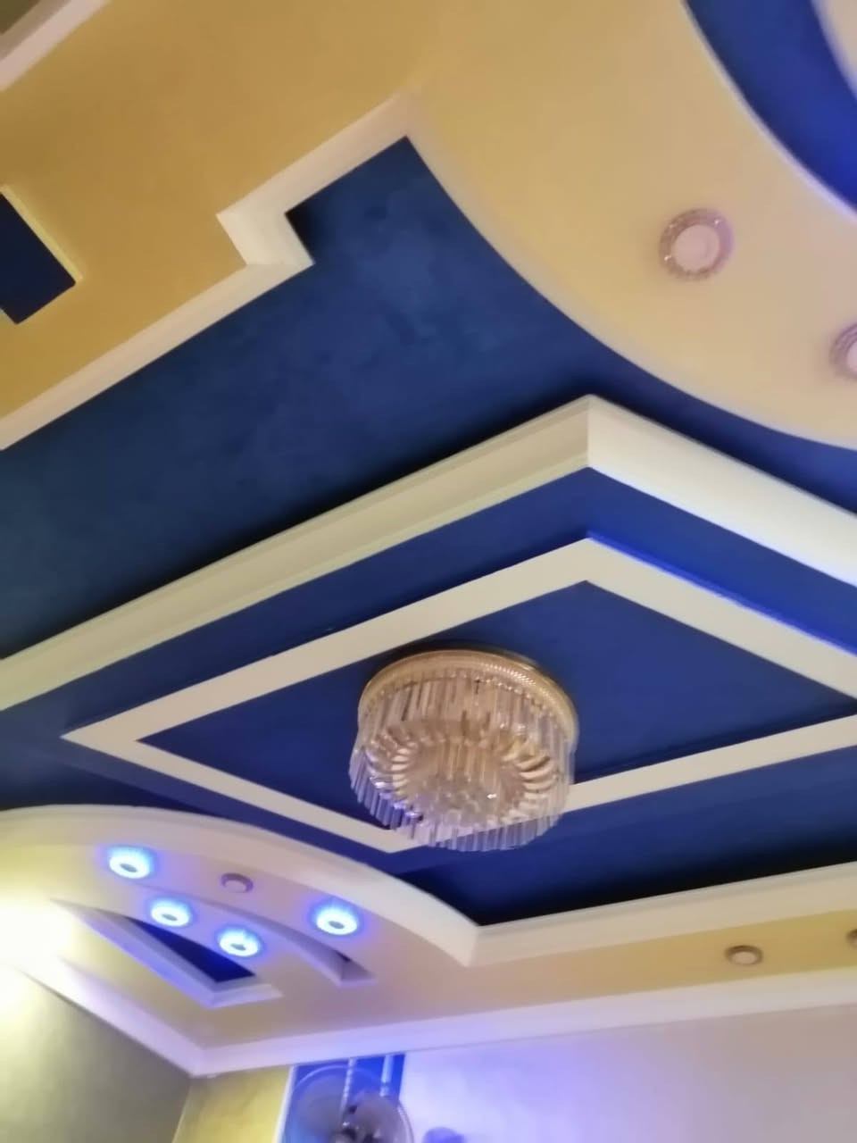 بيت زراعي للبيع مساحته 100 متر طابقين يحتوي ع استقبال وصاله كبيره والطابق الثاني غرفتين بنظام سويت
قرب المستشفى التركي مباشره
***********
