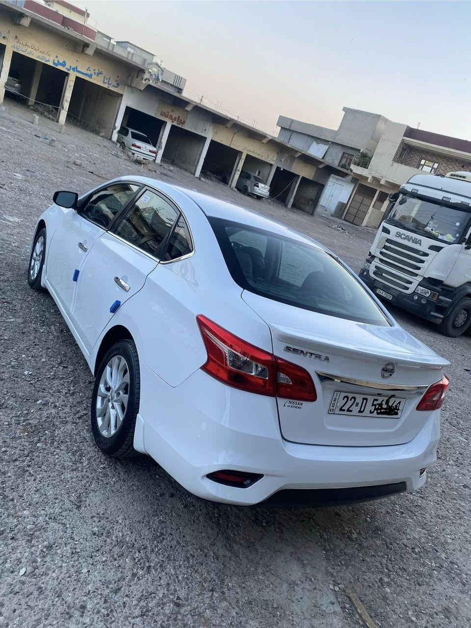 نيسان سنتر موديل ٢٠١٧ صبغ باب أو نص جملغ بدون دوخل رقم سنوي جديد مكان عقره تلفون *********** واتساب سعر ١١٢

