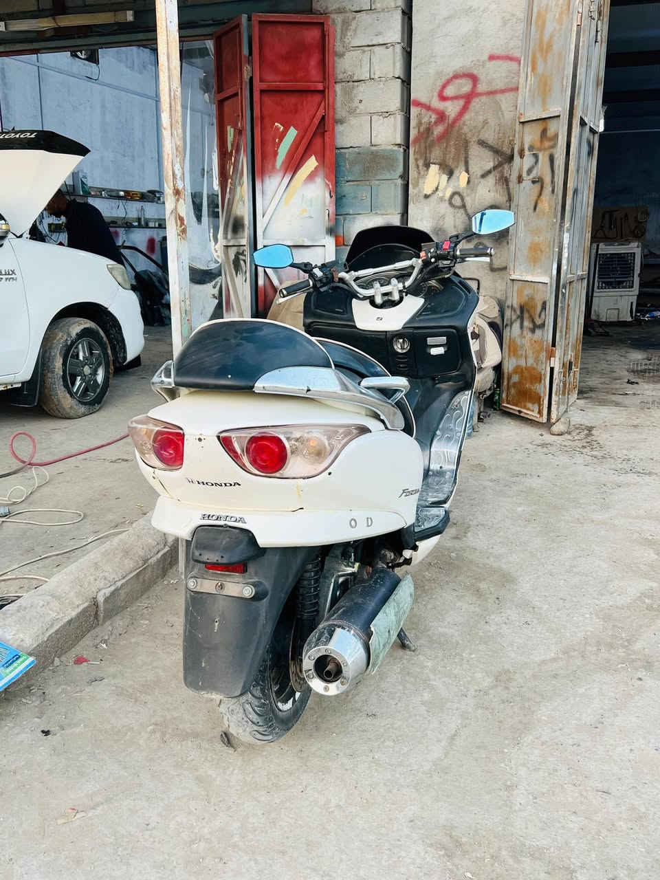 سلام عليكم فورزه08 كرستال مكفوله كفاله عامه مدفوعه كمرك وجاهزه للترقيم/ بصمه سويج طوارئ استاند حساس كلوب جنطه بك لايت كرستال افجوج ذهبي دراجه جديده وبلاديه شلعه معدل فول كهربائيات كله شغاله  حساس اي بي اس كامله مكمله نقص ما بيه تشغل وتطلع كبل مكاني البصره الدير وشني عدك مراوس تعال خاص رقمي *********** متواجد وتساب ورصيد
