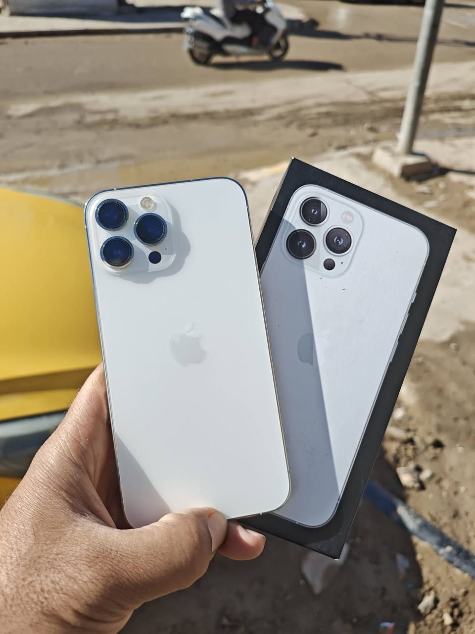سلام عليكم ايفون 13 برو ماكس جهاز مكفول مابي ولا غلطه  مامفتوح ذاكرى 256 السعر 635 
*********** واتساب
