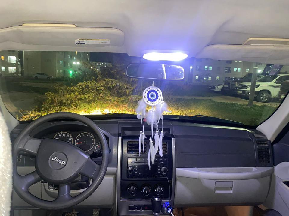 سلام عليكم جيب لبرتي للبيع موديل 2008  وارد امريكي حادثهه جاملغ خلفي وصابغين الصفه اثر شخوط  وقبق الجنطه بي صبغ الباقي مكفول سونر موجود رقم ديالى انكليزي تحويل ثاني يوم  كير مكينه تبريد كفاله عامه سياره احلى من الصور. سعر 90 وبيه مجال (***********) مكاني بغداد
