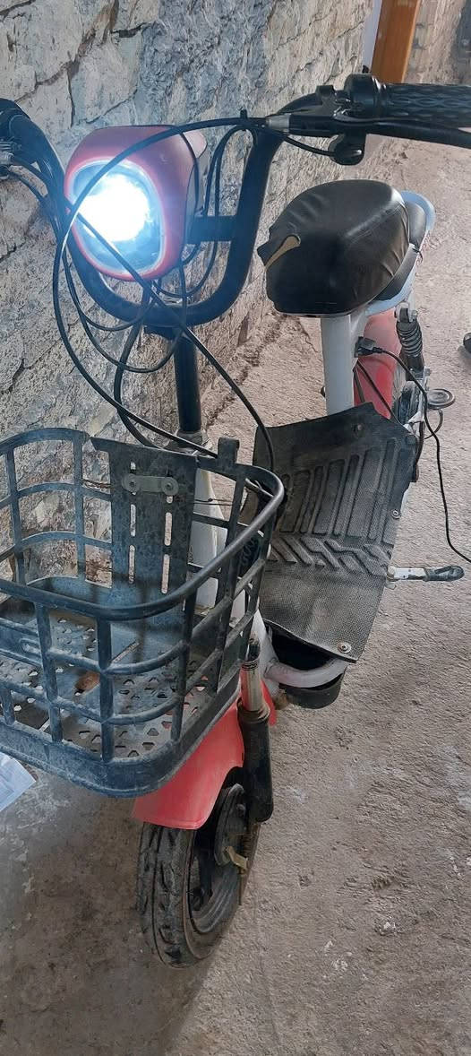 دراجه شحن البيع السعر 150
***********
