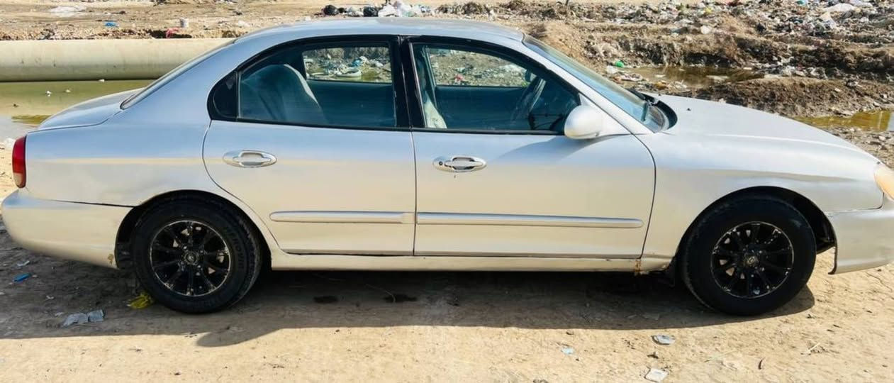 السلام عليكم من رخصة الادمن سوناتا وفود 2001تحويل مباشر السياره جاهزه من كلشي تبريد شغال السعر(38)وبيه مجال مكان  بابل الاستفسار على الرقم***********
