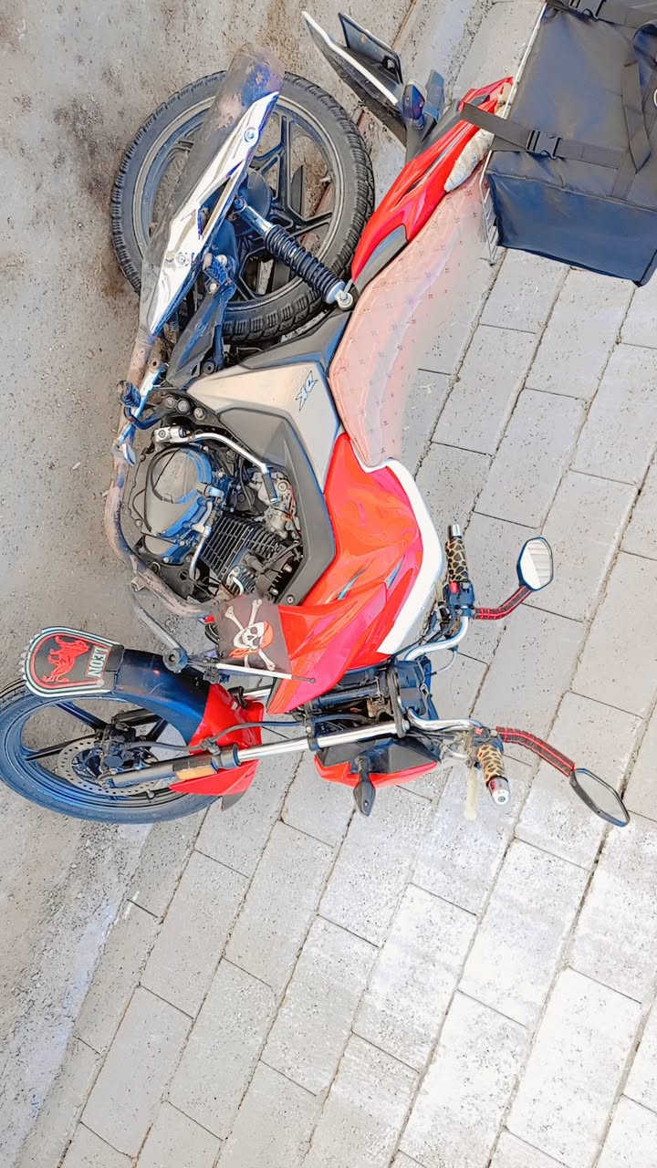 سلام عليكم
هاوجي DK للبيع 150cc مسجل رقم وسنويه تحويل شوكت متريد 2017 ترايك وين متريد نضافه ماكلك فوول تقريبا 90% السعر مليونين و 500 وبي مجال تواصل *********** اتصال فقط او واتساب 
*********** العنوان الانبار خالديه
