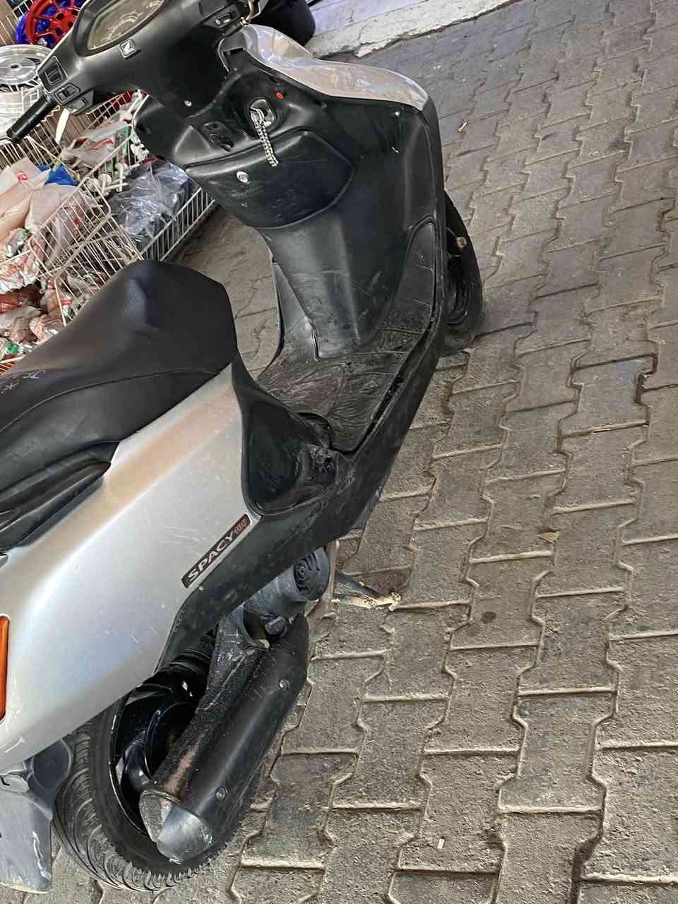 سعر ٥٥٠سبيسي يباني مفتوحه اول فتحه ناعمه ماتنسمع كله شغال  مكاني كوت رقمي ***********
