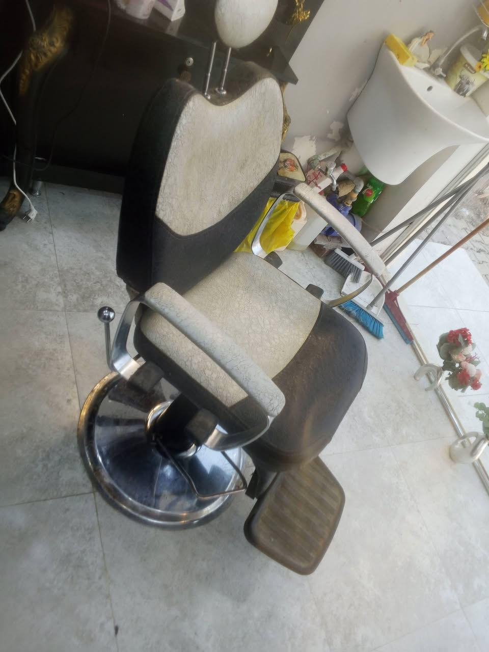 للبيع مكان كوت خاجيه نهايت شارع40تواصل خاص او واتساب ***********
