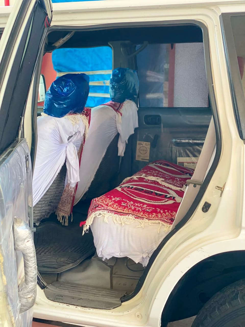 نيسان باترول موديل ٢٠٠١
صبغ اربع قطع بدون حادث غاز بانزين السياره جديده شرط التحويل او الوكاله السياره حرة تبريد ثلج شرط كير مكينه اكسل دفتر بانزين سنويه جديده الحد 2029 سياره ماشاءالله مابيه مصرف الف دينار العنوان ا.  السعر ١٢٠ وبيه مجال كركوك // ***********

