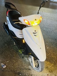 دراجه بريز اكزز مكفوله من كلشي المحرك برغي ممفتوح بي دراجه بعده جديده ...