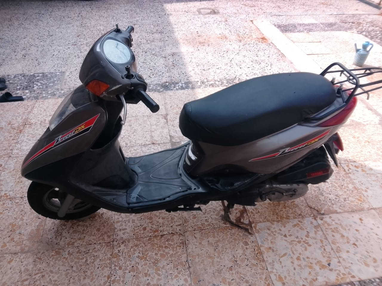 السلام عليكم 

دراجه بريز نظيفه مقفوله من كل شيء 

للبيع السعر, 400
مكان بغداد الحسينيه مال معامل واتساب وخاص متواجد 

*********** رجاء مو شراي لا يخابرني
