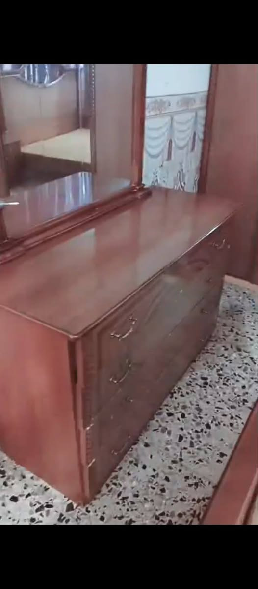يا الله
هلا حبايب قلبي توفر لدينا غرفه جميله (العنوان بغداد ) شكله موديله  جميل جداً محظوظ الي ياخذه هم  جمال ترتيب  السعر راح يكون صدمه متابعين الحلوين 
 فقط (500 وبيه مجال شراي) عدنا توصيل داخل بغداد مجاني المحافظات كروه 
اللهم صلِّي علئ محمد وآل محمد وعجل فرجهم الشريف ولعن اعدائهم


**إذا كنت صاحب هذا الإعلان وتريد حذفه لأي سبب، رجاءا أرسل رسالة إلى الدعم الفني**