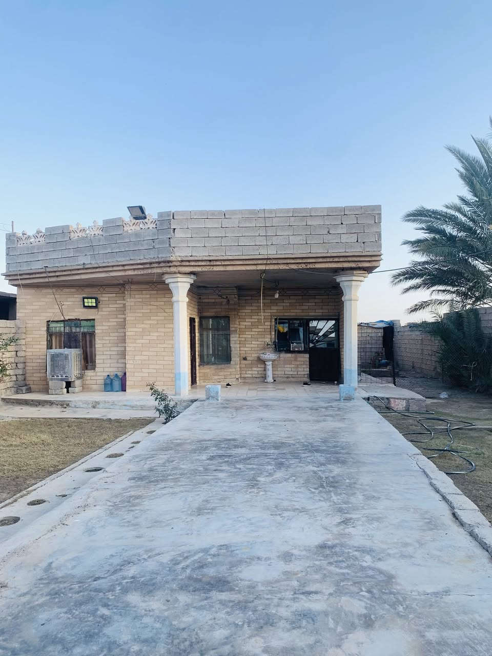 السلام عليكم ورحمه اللّٰه وبركاته بيت للبيع البيت مكون من ٢ غرف نوم ، ربعه ,مطبخ.. المكان بيجي قرية جريش

‭0782 718 6768‬
