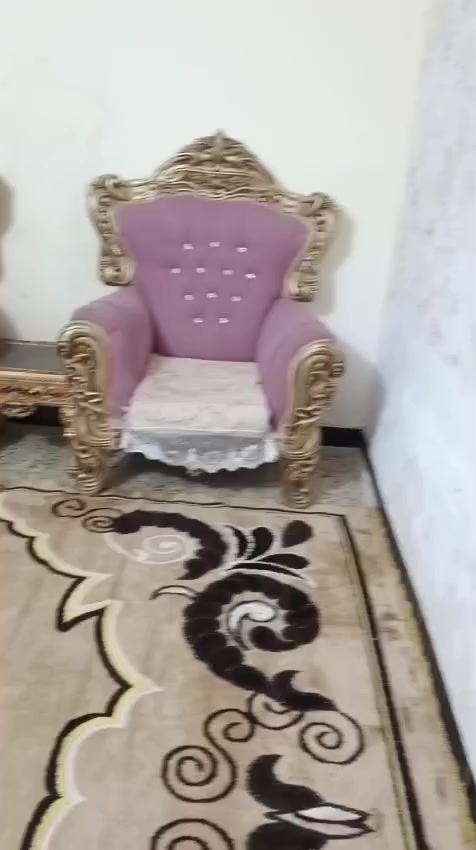 تخم ملكي للبيع ***********
