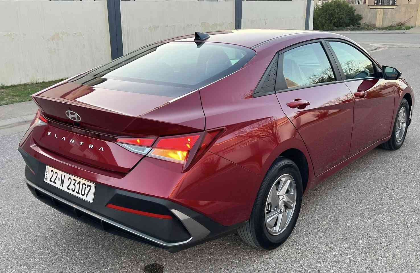 السلام عليكم (للبيع فقط بدون مراوس)
هونداي النترا ( 2025 ) الشكل الجديد
زيرو ( ماشية 4000 الاف ) السيارة جديدة بمعنا الكلمه
ترقيم جديد اربيل بسم شركة وكاله تحويل مضمون100‎%‎
ضرر السيارة جدا بصيط شبر بلبنيد فقط من فوك 
باقي السيارة كفاله عامة
( السيارة ليبل واحد بدون فتح
( مواصفات السيارة ) ( محرك 2000 دوش )
رادار امامي
رادارات جانبية بلمري نفطه عمياء
تحديد مسار سياقة الكترونية   
تحكمات ستيرن كل الجهات تلفًون
مداخل تايب سي 
مود درايف 3 انظمه
ويل كب
دسكات خلفي امامي 
السيارة جديدة جدا اي نقص مابيه من الداخل والخارج
سيرفس كامل دهن فلاتر
السيارة كاملة مكملة
 السياره على وضعية الشركة كلشي بيه بلادي 
 لزكات الشركة لايلونات الشركة كتلوكات الشركة
ارضيات الشركة
السيارة جديدة جدا
مكاني بغداد شارع فلسطين 
اي استفسار هذا رقمي *********** وتساب
