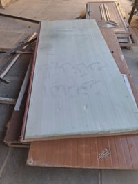 سندويج عدد القطع 5 مع ابواب اثنين ،،،،للبيع 07744980790