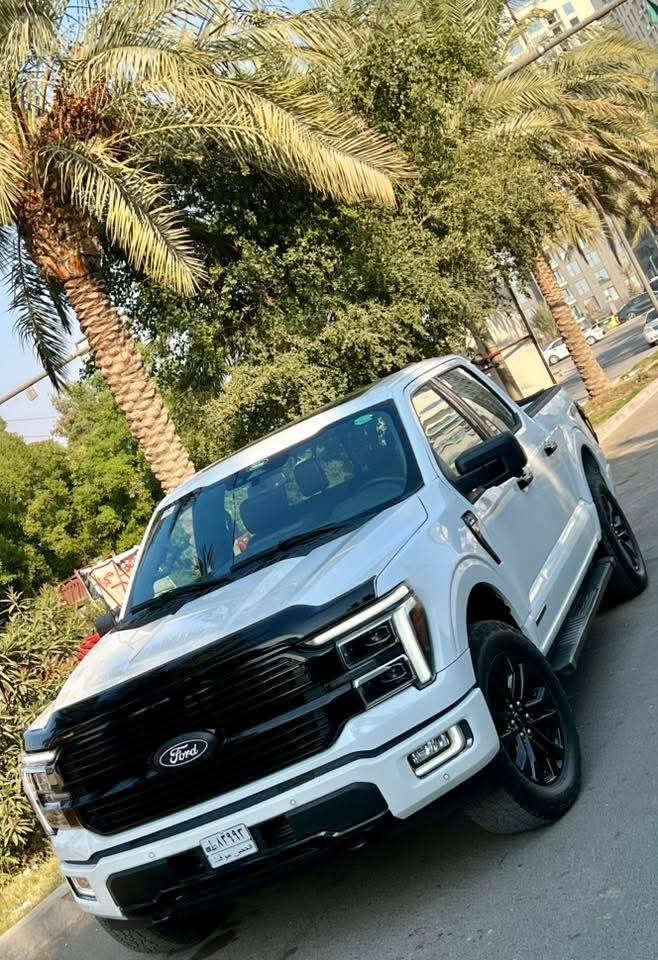 بسم الله الحمٰن الرحيم
اللهم صلِ على محمد وآل محمد 
للبيع فورد F150  2024 هايبرد ابيض فوول مواصفات
السيارة23 الف ميل  فقط   
تبديل جاملغ يسار و بنيد صبغ وباب سايق نفس اللون بدون صبغ 
حساسات  خلفية وامامية
علامة ضوئية بلادية 
رادار 360درجه
كامرة 360 درجة
باب بدي فتح عل البصمة كهربائي بالكامل 
لايت  عدسات فول
شاشات عدد 2 ديجيتل حجم كبير فول مواصفات 
قيادة ذاتيه و تحديد مسار واتو ستوب توقف ذاتي
داخل جلد اسود 
تدفئة  كشنات
فتحة بانوراما و فتحة جام خلفية للبدي 
منافذ كهربائية داخل السيارة 
بصمة ابواب  و تشغيل عن بعد ورمز دخول ابواب 
كير طرح كهربائي 
كشنات كهربائي و تدفئه  و ميموري
ستيرن كهربائي و تدفئه 
اصطفاف تلقائي 
مري  كهربائي و اشاره  و كامرا و شفط 
بصمات دخول ابواب و رمز سري
انارة محيطية 360 درجة 
منافذ كهرباء 220 فولت و كذلك 110 فولت بكل مكان بالسيارة  3 منفذ بالبدي طلب خاص 
وضعيات القيادة اكثر من 7 انظمة ( جبلي و صحراوي و اقتصادي و طبيعي و سبورت و سلس و صخري و ممطر الخ...)
محرك 3500 تون تيربو كير 10 نمر ، 4 ويل درايف 
السيارة حادثها فقط صبغ جاملغ يسار و بنيد و تبديل نفس اللون  باب امامي يسار كفالة عامة من الدواخل 
لمزيد من المعلومات و الاستفسارات عن السعر و الحادث  مراسلة او الاتصال على الرقم 
***********

.
.

.
.
.
.
.
.
.
.

#f150 #هايبرد #سلفرادو #للبيع_بيك_اب #تراك #رام #الوكالة #الوكاله #فورد
