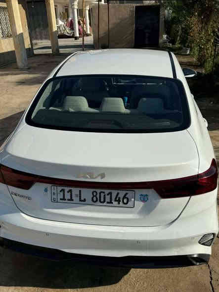 السلام عليكم
كيه سيراتو موديل ٢٠٢٤ وارد خليجي مكفولة كفاله عامه فقط رصعتين بيهه السياره فقط السياره جديده معنه الكلمه جاهزه منقصهه شي
كير مكينه صدر كله جيد ومكفوله
محرك ٢٠٠٠ دوش
موديل ٢٠٢٤
نص فول
وشرط التحويل
وشرط السونار
مكان السياره المحموديه
السعر 179
بيهه مجال الطيبين
الاتصال او استفسار 
***********
*********** بغداد
