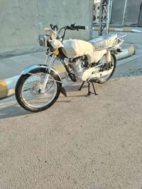 للبيع تايكر موديل 25 جديده كلش شراي يتصل لون اسود مكفوله 07763178753
