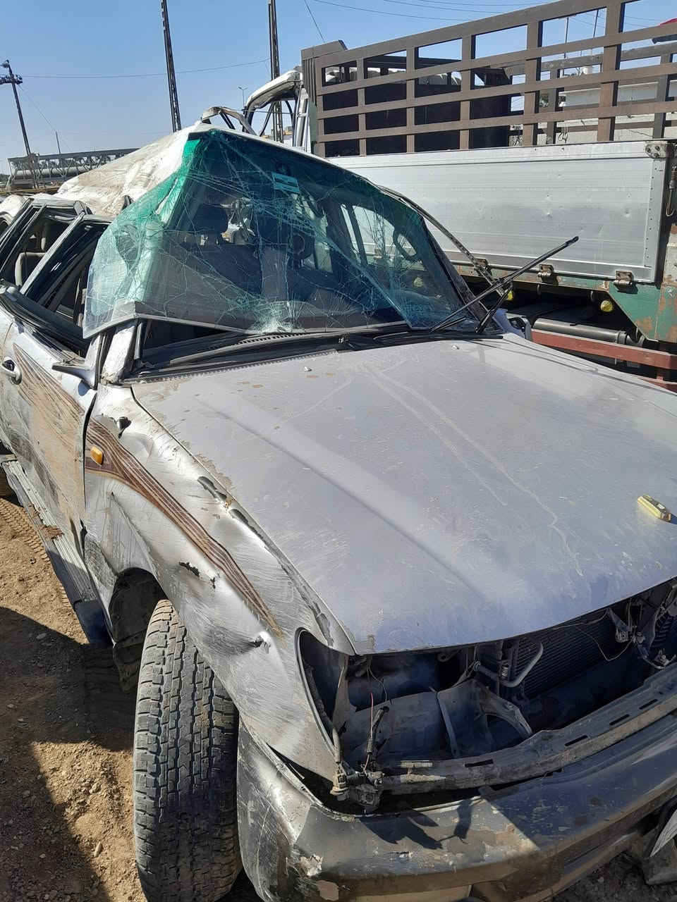 سلام عليكم لاند كروز 2002 للبيع سياره كوم حديد مثل ماتشوف بعينك مكان السيارة واسط قضاء الموفقيه اللي يستفسر عن سعرها هذا رقمي ***********
