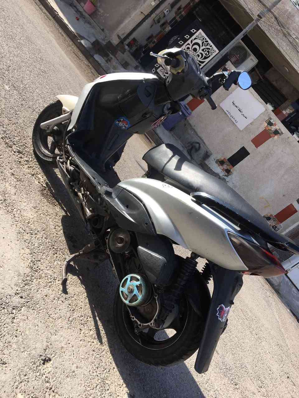 سلام عليكم
سكنس نثيه للبيع الدراجه كلشي مابيها نقص بس كفرات وبيها عواج بسيط كلش بالماشه يعني ممأثر عليها من تهد ستيرن او شي 
السعر(375)


**إذا كنت صاحب هذا الإعلان وتريد حذفه لأي سبب، رجاءا أرسل رسالة إلى الدعم الفني**