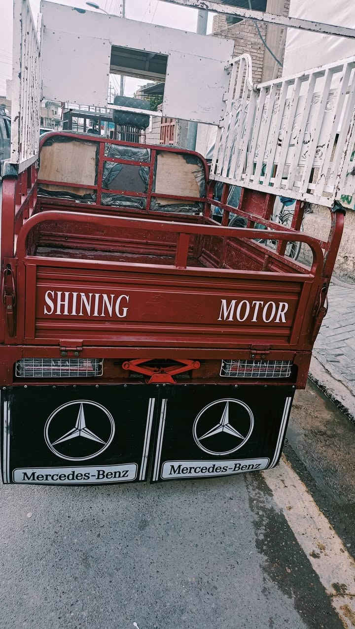 سلام عليكم شباب عندي ستوته البيع مكاني فلوجه قرب كورنيش فلوجه ستوته نضيفه فول محرك ما مفتوح وتروح وين ما يعجبك تفحص ستوته مقفوله محرك نضافه فول موصفات  تواصل معا رقم ***********
