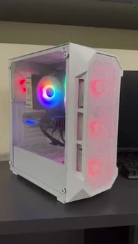 للبيع pc قليل الاستعمال المواصفات :  CPU: AMD Ryzen 5 5600  Motherboar...