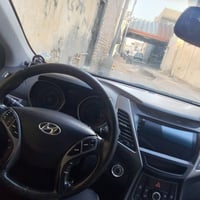 ٢٠١٥ • فتحة سقف • رقم بغداد