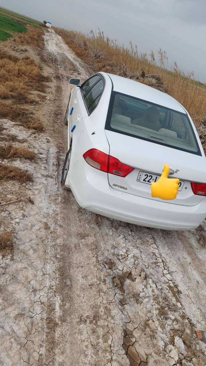 سلام عليكم ورحمه الله وبركاته
اوبتمه مديل 2010 رقم اربيل دولي وكاله تحويل سنويه ل2030 السياره جديده جدا مكفوله السونار مرفق تخم تاير جديد حداديه خلفي امامي شرط موبز جديد شاده 
مكينه كير ما مفتوحات شركة كهربائيات كلها شغاله تبريد تدفئة ممتاز  شاشه اندرويد شادله جديده وكاله بأسمي 
السعر 127وبيه مجال بسيط مكان واسط 
اتصال على الرقم ***********
