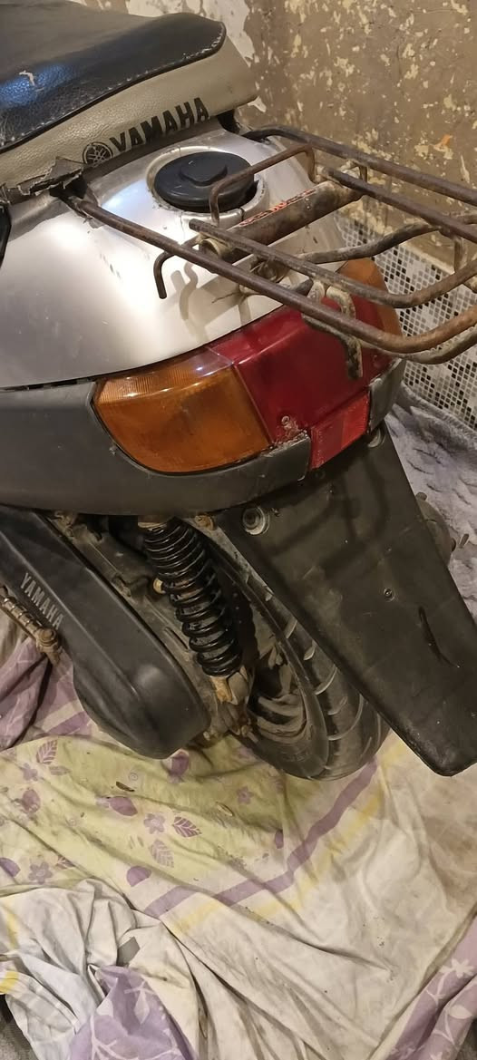 السلام عليكم دراجة بتره مكينه تخبل نهضه وسرعه شرط ناعمة سلف هندر كهربائيات السعر 300 ناصريه المركز *********** مستعجل ع بيع
